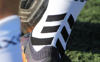 Why Are Axios Performance Grip Socks the Best Gift for Athletes?